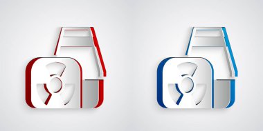 Kağıt kesiği Nükleer Santral simgesi gri arka planda izole edildi. Enerji endüstrisi konsepti. Kağıt sanatı tarzı. Vektör.