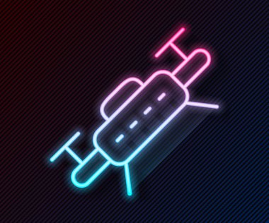 Parlayan neon hattı İHA uçan ikonu siyah arka planda izole edildi. Video ve fotoğraf makinesi sembollü dörtlü helikopter. Vektör