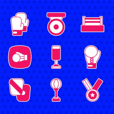 Kum torbası, madalya, boks eldiveni, eğitim patileri, yüzük ve ikon. Vektör
