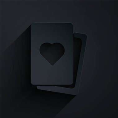 Kağıt kesiği, siyah arkaplanda izole edilmiş iskambil simgesi destesi. Kumarhane kumarı. Kağıt sanatı tarzı. Vektör.