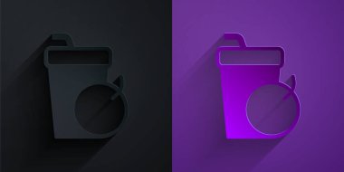 Kağıt kesiği Taze smoothie simgesi mor arkaplanda siyah üzerine izole. Kağıt sanatı tarzı. Vektör