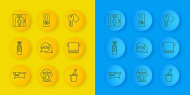 Banyo küveti, uzaktan kumanda, beş yıldızlı değerlendirme, şampanya bir buz kovası, havlu askısı, asansör, otel kapı kilidi ve lütfen ikonu rahatsız etmeyin. Vektör