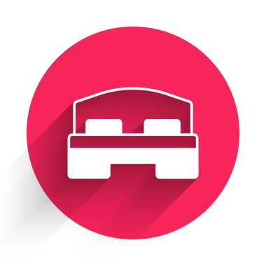 Beyaz otel odası yatak odası ikonu uzun gölge arkaplanı ile izole edilmiş. Kırmızı daire düğmesi. Vektör