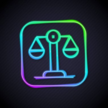 Parlayan neon çizgisi adalet simgesi siyah arka planda izole edildi. Hukuk mahkemesi sembolü. Denge tabelaları. Vektör.