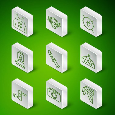 Bandana ya da motorcu eşarbı, fotoğraf makinesi, av ceketi, avcı bıçağı, kamp feneri, kalkanda geyik boynuzu, İsviçre ordusu ve turist çadırı ikonu. Vektör