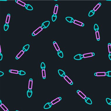 Gümüş kaşık simgesi siyah arka planda izole edilmiş. Mutfak aletleri. Çatal bıçak seti. Vektör