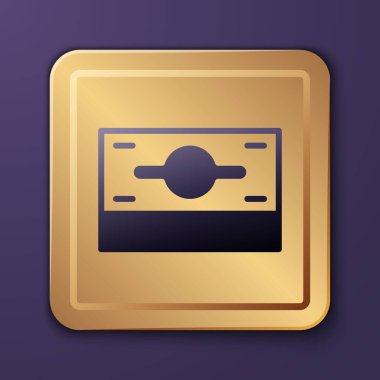 Purple Stacks kağıt para ikonu mor arka planda izole. Para desteleri. Para birimi. Altın kare düğme. Vektör