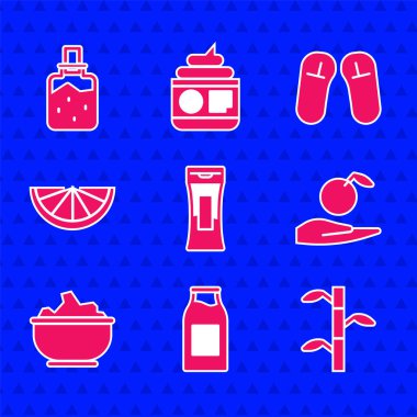 Sütlü şampuan şişesi, bambu yaprağı, elinizdeki elma, deniz tuzu kasesi, Citrus meyvesi, Slipper ve Spa ikonu. Vektör