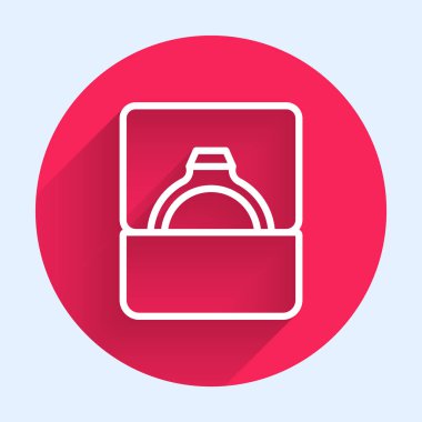 Beyaz çizgi elmas nişan yüzüğü uzun gölge arkaplan izole kutu ikonu. Kırmızı daire düğmesi. Vektör