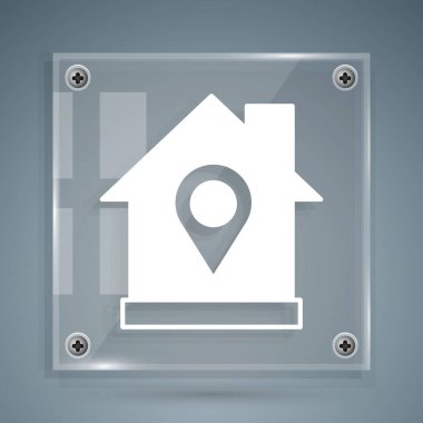 Gri arkaplanda ev simgesi olan beyaz harita işaretçisi. Ev konumu belirleyici sembol. Kare cam paneller. Vektör