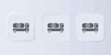 Gri yakıtlı tanker ikonu gri arka planda izole edildi. Benzin tankeri. Kare düğmelere simgeleri yerleştir. Vektör.