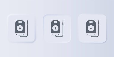 Gri arka planda Gri Kan bağışı ikonu izole edildi. Kare düğmelere simgeleri yerleştir. Vektör.