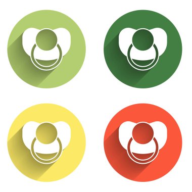 Bebek kuklası emzik simgesini uzun gölge arkaplanı ile izole et. Çocuk oyuncağı. Renkli daire düğmesi. Vektör.