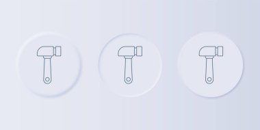 Gri arkaplanda gri çekiç simgesi izole edildi. Tamir için bir araç. Kare düğmelere simgeleri yerleştir. Vektör.