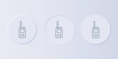 Gri Telsiz konuşma simgesi gri arkaplanda izole edildi. Taşınabilir radyo vericisi simgesi. Radyo alıcı-vericisi işareti. Kare düğmelere simgeleri yerleştir. Vektör.