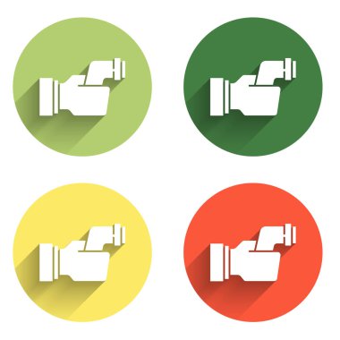 Tıbbi inceleme ikonu için kızılötesi ışık ile uzun gölge arkaplan izole edilmiş dijital temassız termometreyi ayarla. Vücut ısısını kontrol ediyorum. Renkli daire düğmesi. Vektör.