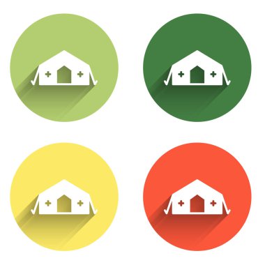 Uzun gölgeli bir geçmişi olan hasta ikonuna ilk yardım çadırı kurun. İnsanlara ücretsiz tıbbi çadır yardımı. Renkli daire düğmesi. Vektör.