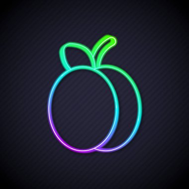 Parlayan neon hattı, siyah arkaplanda izole edilmiş erik meyvesi ikonu. Vektör.