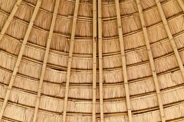 Traditionellt Thailändskt Tak Gjort Bambu Och Torrt Gräs Kan Skydda — Stockfoto
