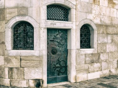 Venedik 'in tarihi bölümünün evleri ve sokakları.