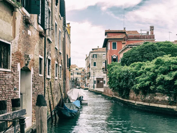 Häuser Und Straßen Historischen Teil Venedigs Stockfoto