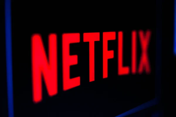 Kiev Ucrânia Março 2021 Logo Netflix Tela Netflix Uma Plataforma — Fotografia de Stock