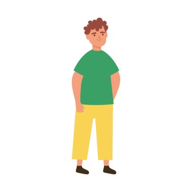 Gündelik kıyafetler giyen genç bir çocuk.