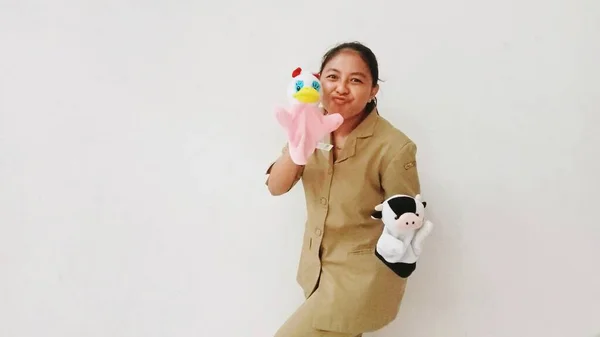 Indonesiano Donna Insegnante Indossare Uniforme — Foto Stock