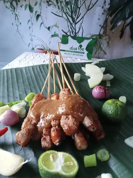 Kipsaté Bananenblad Indonesische Keuken — Stockfoto