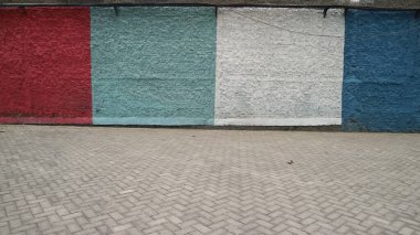 Eski bir arkaplan için pürüzlü dokusu olan renkli duvarlar