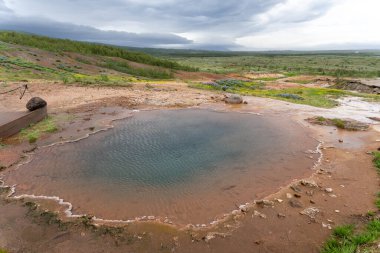 Haukadalur Vadisi, İzlanda 'da Konunghsver kaplıcası