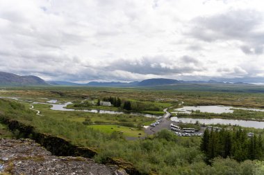 İzlanda 'daki Orta Atlantik sırtındaki Thingvellir Yarık Vadisi
