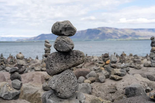 Reykjavik, İzlanda 'daki toprak yığını.