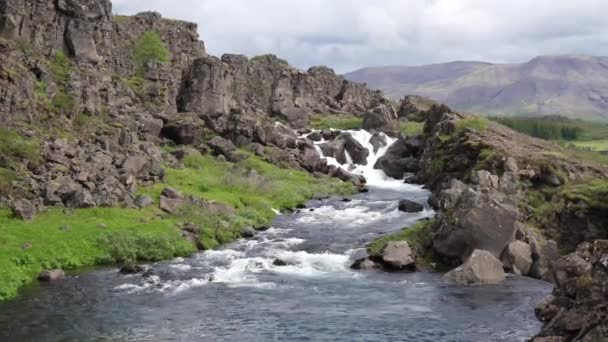 Drekkingarhylur Vodopád Národním Parku Thingvellir Island — Stock video