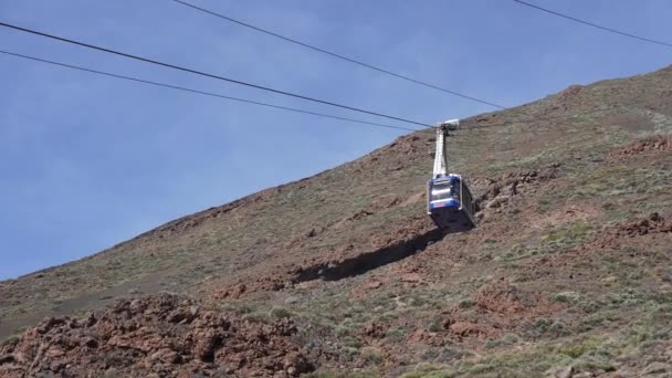 Гора Тейде Тенерифе Испания 2023 Туристы Канатной Дороге Спускаются Вулкана — стоковое видео