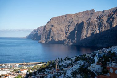 Acantilados de Los Gigantes (Devlerin Kayalıkları) Tenerife, Kanarya Adaları, İspanya