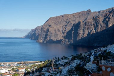 Acantilados de Los Gigantes (Devlerin Kayalıkları) Tenerife, Kanarya Adaları, İspanya