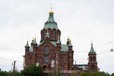 Helsinki, Finlandiya - 07.11.2024: Helsinki, Finlandiya 'daki Uspenski Katedrali' nin dışı