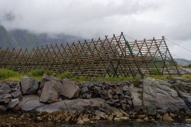 Norveç, Svolvaer 'de balık kurutma taneleri