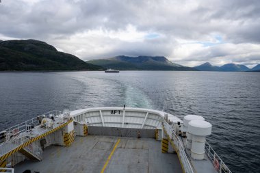 Lofoten Adaları, Norveç - 07.08.2024: Lofoten Adaları, Norveç 'teki Basto 3 feribotu