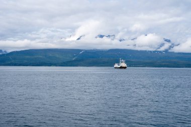 Norveç, Olderdalen Limanı 'nda feribot