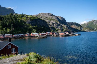 Norveç balıkçı köyü Nusfjord, Lofoten Adaları