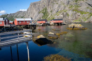 Norveç balıkçı köyü Nusfjord, Lofoten Adaları