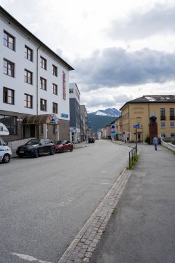 Narvik, Norveç - 07.05.2024: Narvik, Norveç sokaklarının manzarası
