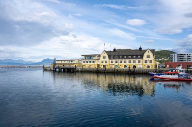 Harstad, Norveç - 07.05.2024: Norveç 'teki Harstad Limanı