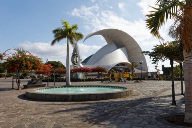 Santiago Calatrava 'nın Santa Cruz de Tenerife' deki Auditorio de Tenerife, İspanya
