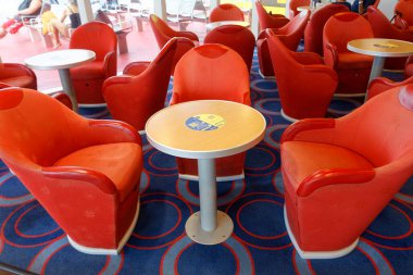 Ekim 2022. Yoldan geçen feribotta