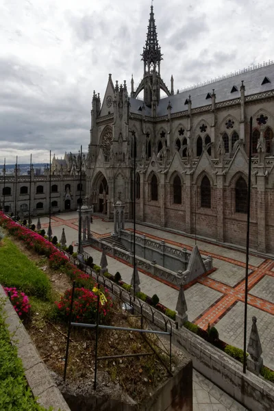 Mayıs 2019 Quito Ekvador Voto Nacional Bazilikası — Stok fotoğraf
