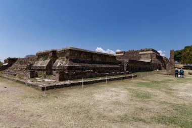Oaxaca (Oaxaca) dışında Monte Alban arkeolojik alanı. Meksika, Mayıs 2017.