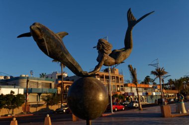 La Paz, Meksika 'daki Malecon' da tembel bir öğleden sonra.